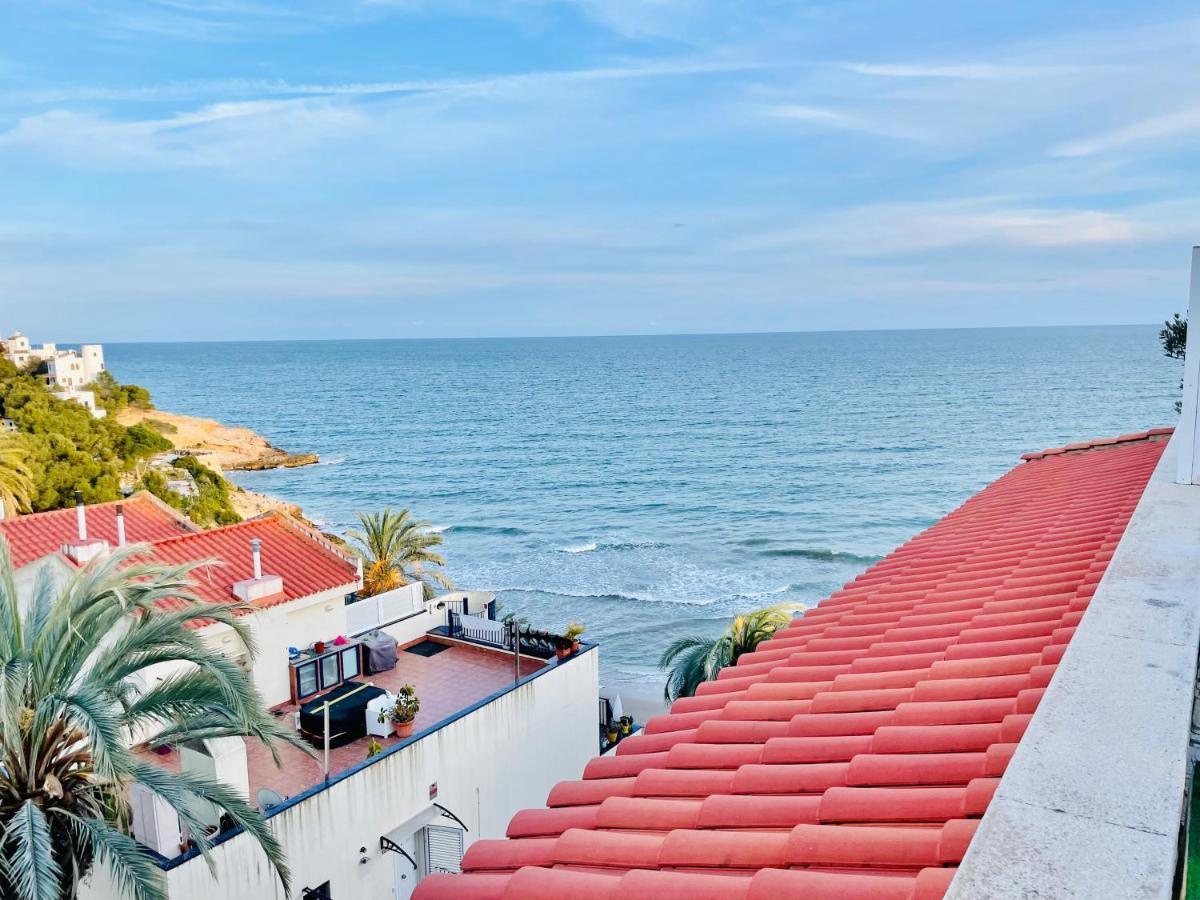 شقة La Marina Seaview Penthouse سيدجيس المظهر الخارجي الصورة