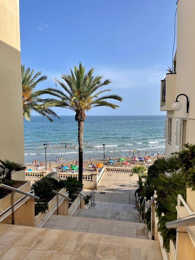شقة La Marina Seaview Penthouse سيدجيس المظهر الخارجي الصورة